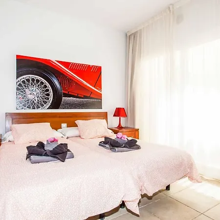 Amarillo Villa Yaiza (Lanzarote)
